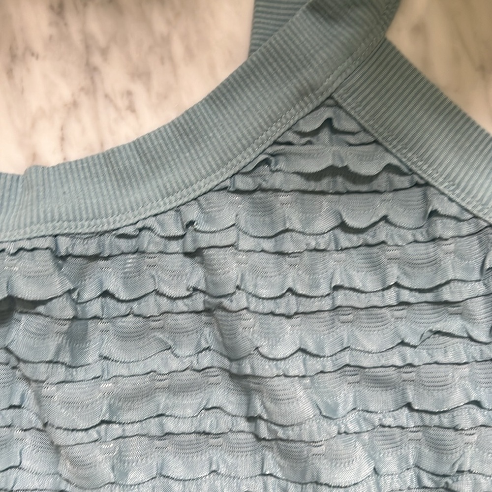 By Anthropologie Scoop Neck Ruffled Tank - Picture 6 of 7